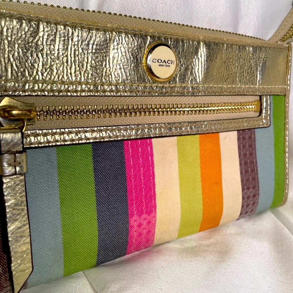 Coach Vintage Julia Legacy Wallet Clutch